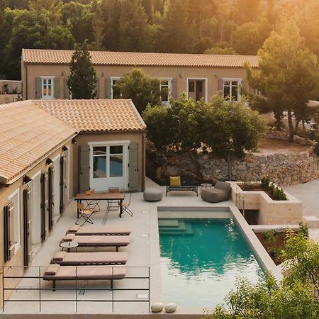 F Topia Villas Фіскардо Екстер'єр фото